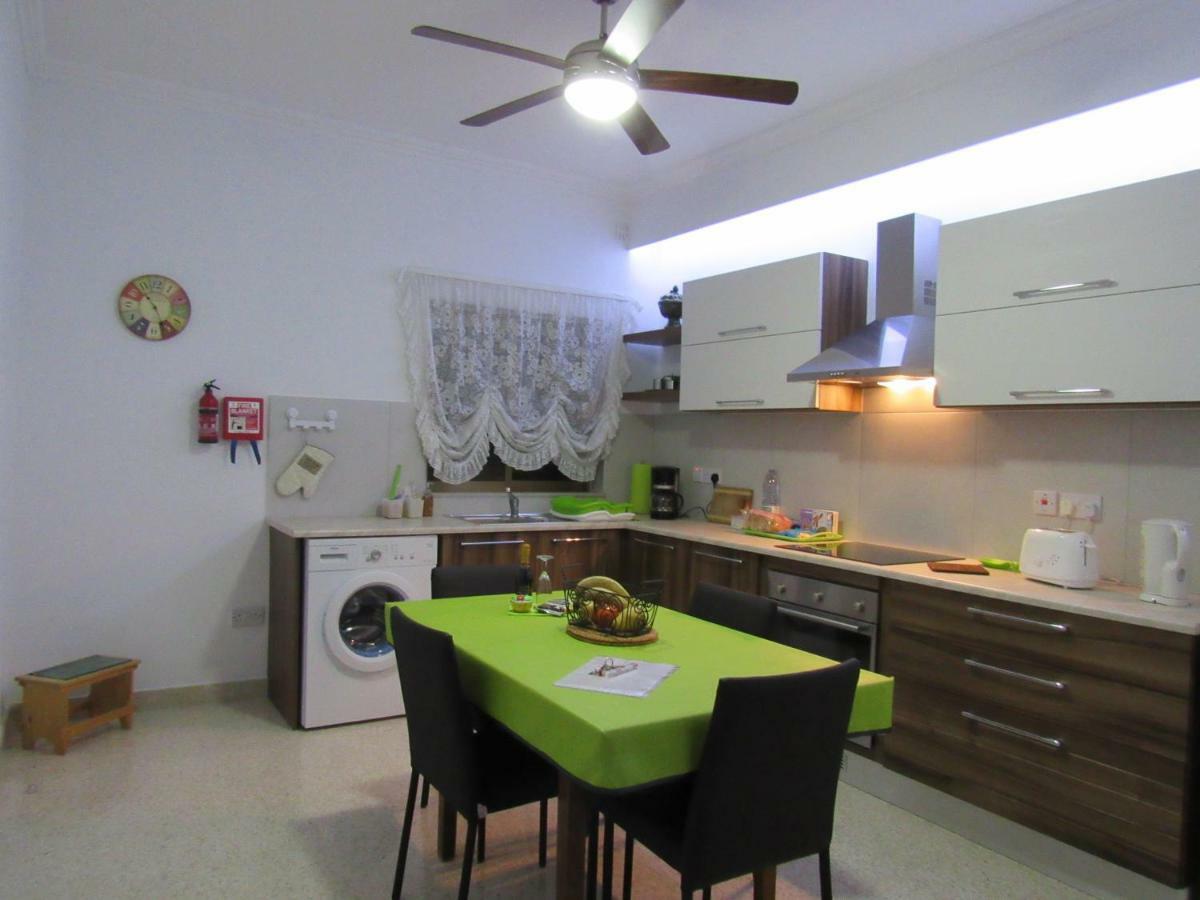 Central Studio Apartment Santa Vennera Exteriér fotografie
